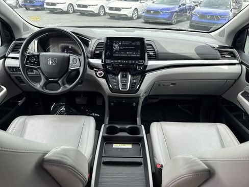 Used 2018 Honda Odyssey Elite image 20