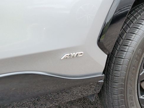 Used 2022 Toyota RAV4 SE AWD/4WD image 13