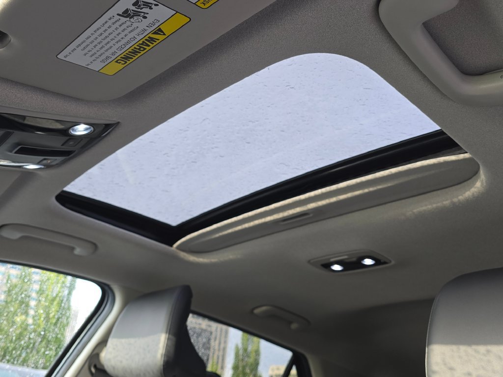 Certified 2024 Kia Niro EX Touring FWD image 23