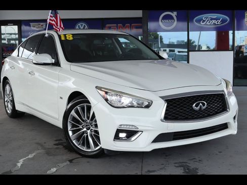 Used 2019 INFINITI Q50 Luxe RWD image 1