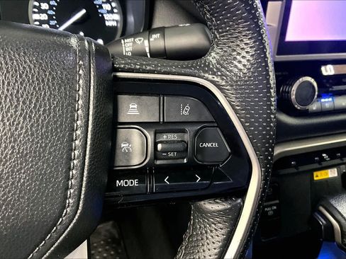 Used 2023 Toyota Tundra Limited w/ Power Package AWD/4WD image 24
