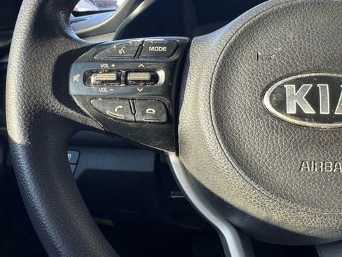 Used 2020 Kia Rio S FWD image 29