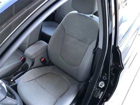 Used 2017 Hyundai Accent Value Edition image 23