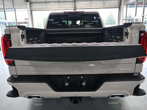 New 2026 GMC Sierra 1500 Denali AWD/4WD image 7