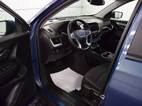 Used 2024 GMC Terrain SLE image 14