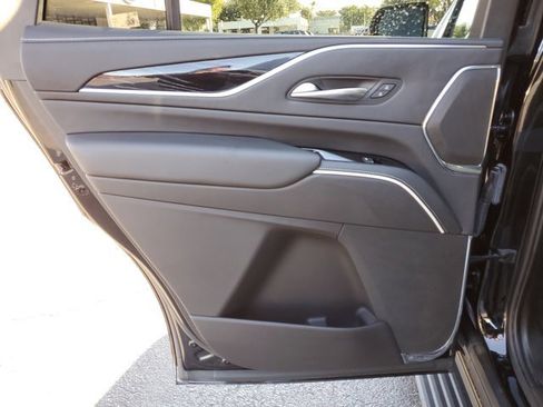 Used 2022 Cadillac Escalade Sport w/ Touring Package image 15