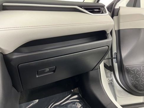 Used 2024 Toyota RAV4 XLE image 39