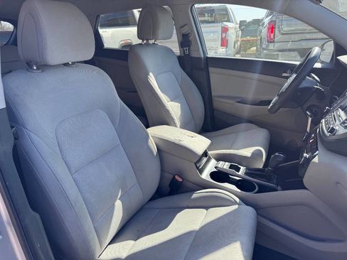 Used 2017 Hyundai Tucson SE image 6