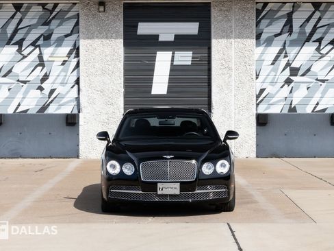 Used 2014 Bentley Flying Spur W12 image 3