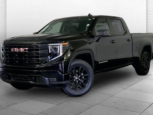 Used 2024 GMC Sierra 1500 Pro w/ Graphite Edition AWD/4WD image 12