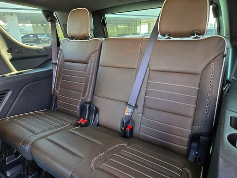 Used 2025 GMC Yukon Denali Ultimate AWD/4WD image 18