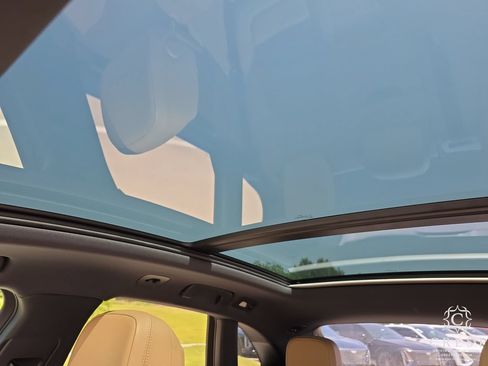 Used 2023 Porsche Macan S AWD/4WD image 22