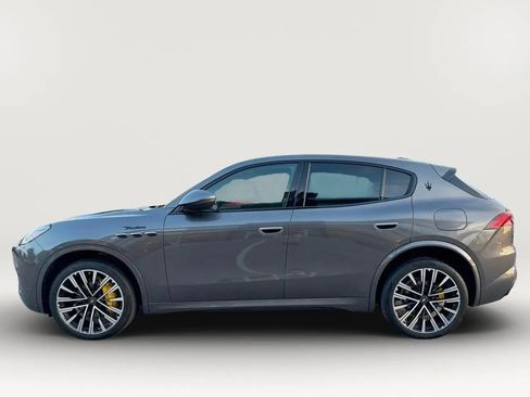 Used 2023 Maserati Grecale Modena AWD/4WD image 4