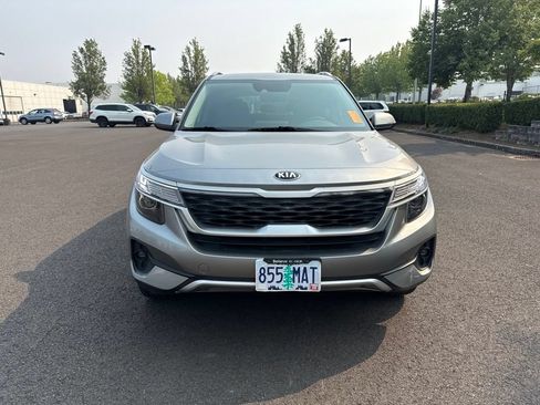 Used 2021 Kia Seltos S AWD/4WD image 2