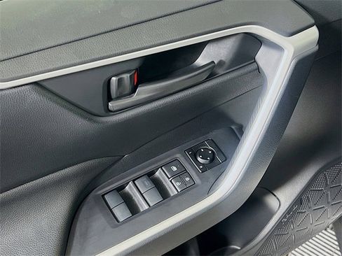 Used 2025 Toyota RAV4 LE image 11