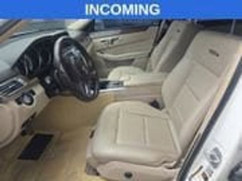 Used 2016 Mercedes-Benz E 350 Sedan w/ Premium Package image 9