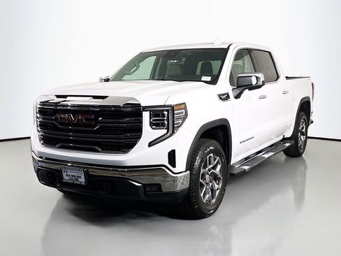 New 2026 GMC Sierra 1500 SLT w/ SLT Premium Package image 3