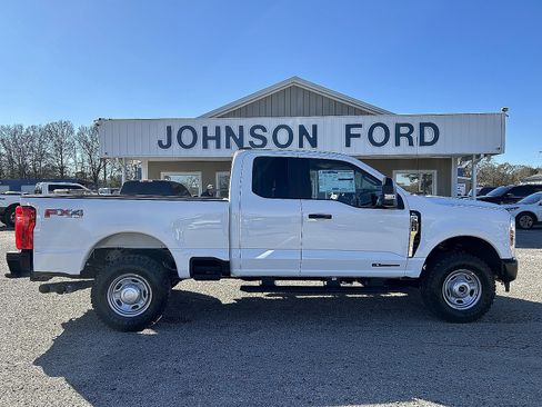 New 2026 Ford F250 XL w/ XL Off-Road Package AWD/4WD image 4