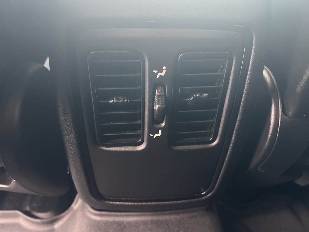 Used 2023 Dodge Durango GT AWD/4WD image 22