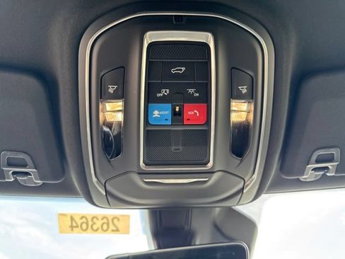 New 2026 Jeep Grand Cherokee Altitude AWD/4WD image 18