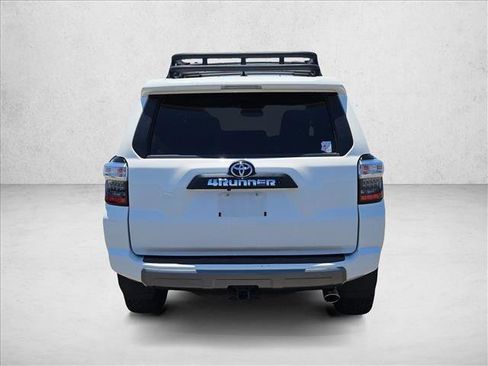 Used 2019 Toyota 4Runner TRD Off-Road Premium AWD/4WD image 5