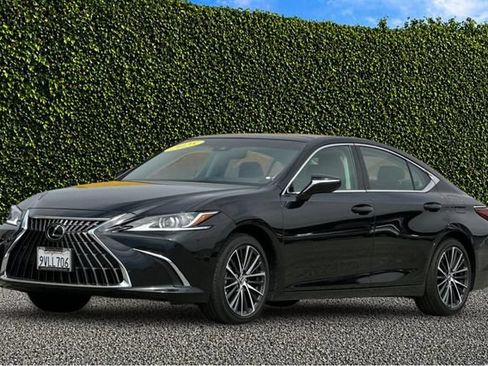 Used 2025 Lexus ES 350 w/ Premium Package FWD image 8