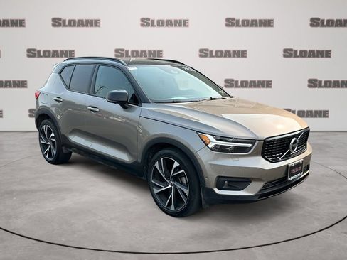 Used 2022 Volvo XC40 T5 R-Design w/ Advanced Package AWD/4WD image 7
