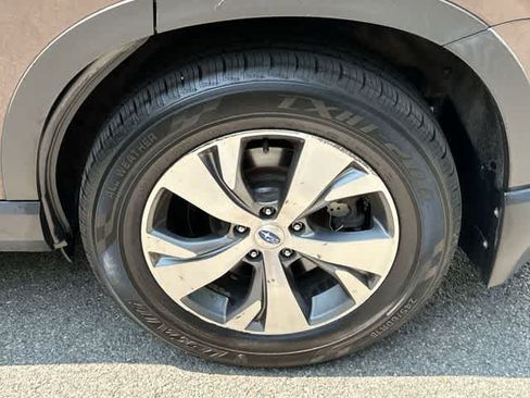 Used 2019 Subaru Ascent Premium w/ Popular Package #2A AWD/4WD image 5