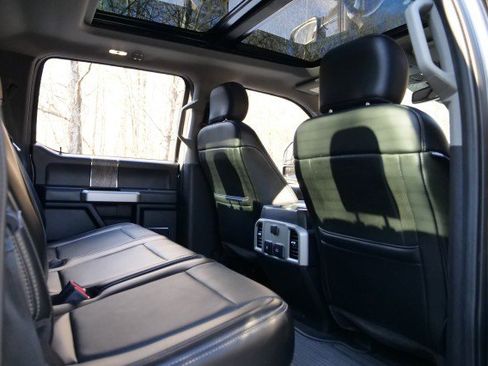 Used 2019 Ford F250 Lariat w/ Lariat Ultimate Package image 36