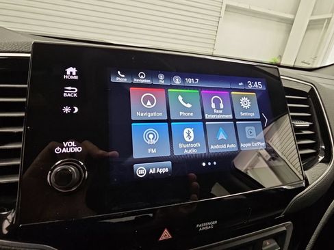 Used 2022 Honda Pilot Touring image 14