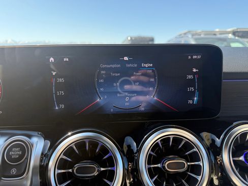 New 2026 Mercedes-Benz GLB 250 4MATIC image 28