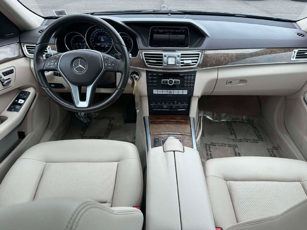 Used 2014 Mercedes-Benz E 350 4MATIC Sedan image 13