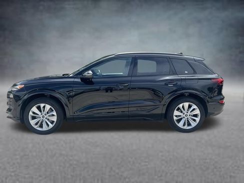 Used 2025 Audi Q6 e-tron Premium w/ Convenience Package RWD image 2