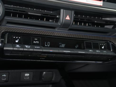 Certified 2025 Toyota Prius XLE FWD image 14