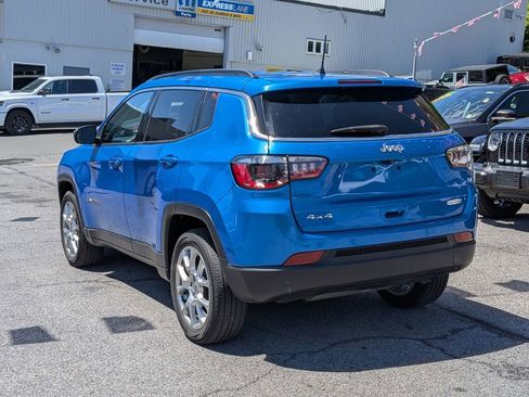 Used 2022 Jeep Compass Latitude AWD/4WD image 9