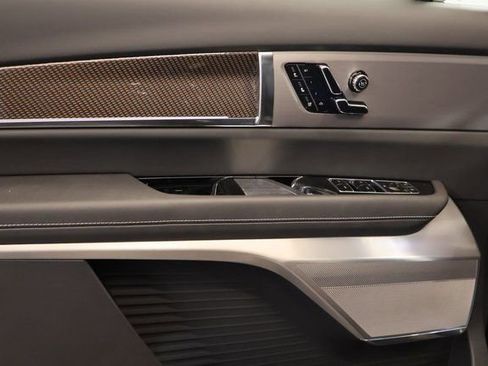 New 2026 Cadillac Vistiq Sport image 7