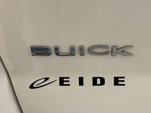 Used 2011 Buick Enclave CX w/ Driver Confidence Package FWD image 29