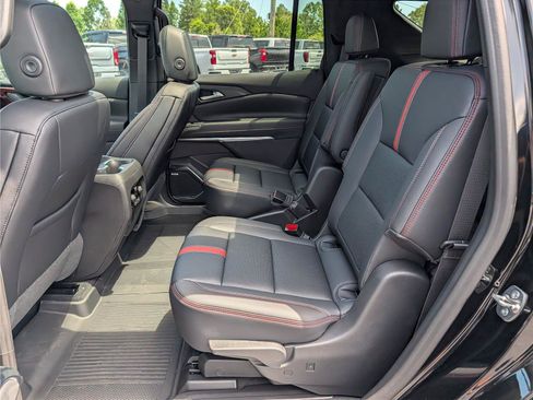 New 2026 Chevrolet Traverse RS FWD image 33