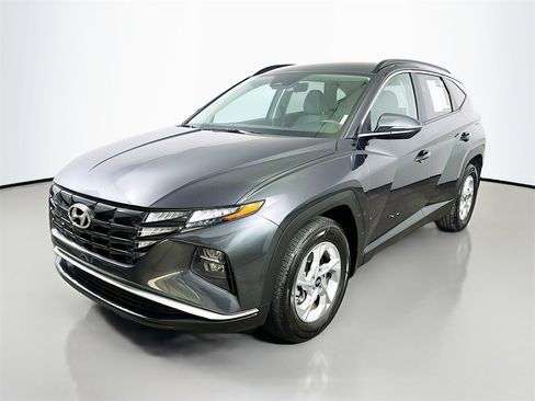 Used 2022 Hyundai Tucson SEL w/ Cargo Package image 3