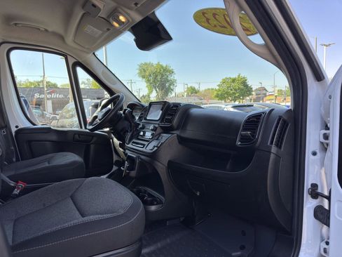 Used 2023 RAM ProMaster 2500 FWD image 26