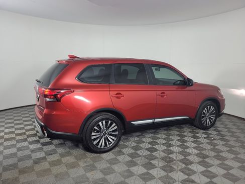 Used 2019 Mitsubishi Outlander ES FWD image 10
