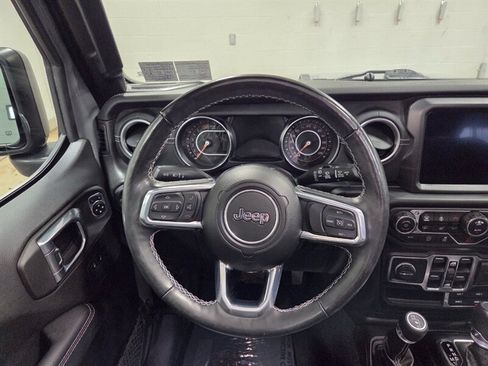 Used 2022 Jeep Wrangler Unlimited Sahara w/ LED Lighting Group AWD/4WD image 44