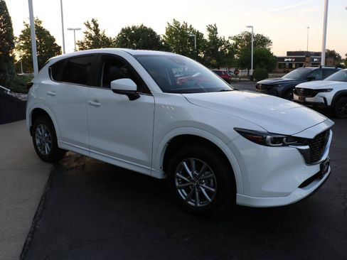 Used 2025 MAZDA CX-5 AWD 2.5 S w/ Preferred Package image 6