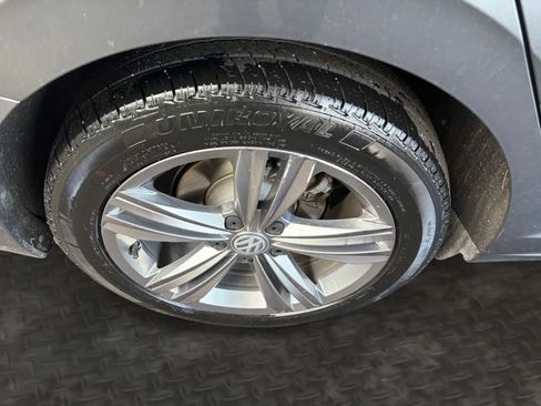 Used 2019 Volkswagen Jetta R-Line FWD image 41
