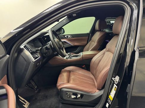 Used 2022 BMW X6 M50i w/ Executive Package AWD/4WD image 16