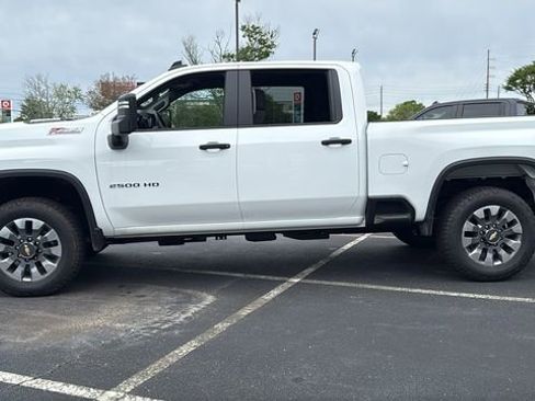 New 2026 Chevrolet Silverado 2500 Custom w/ Custom Value Package AWD/4WD image 4