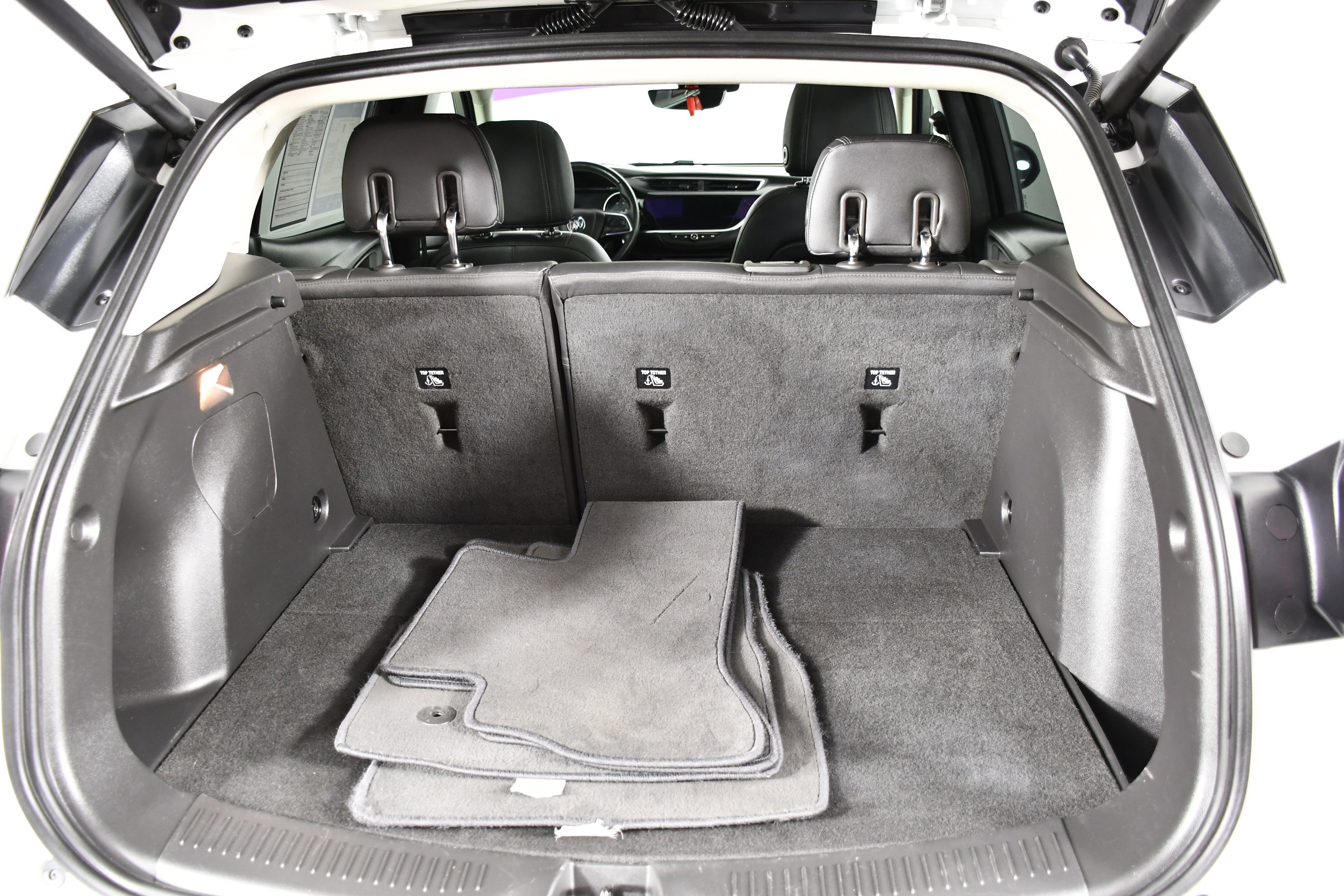 Used 2022 Buick Encore GX Essence w/ Advanced Technology Package FWD image 51