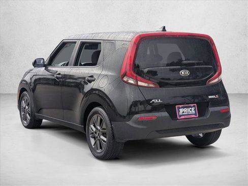 Used 2021 Kia Soul S image 7