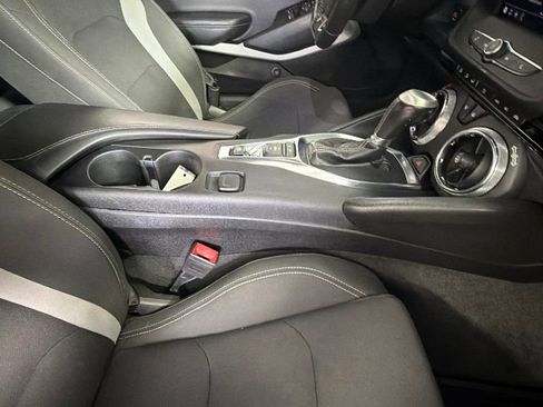 Certified 2020 Chevrolet Camaro LT RWD image 29
