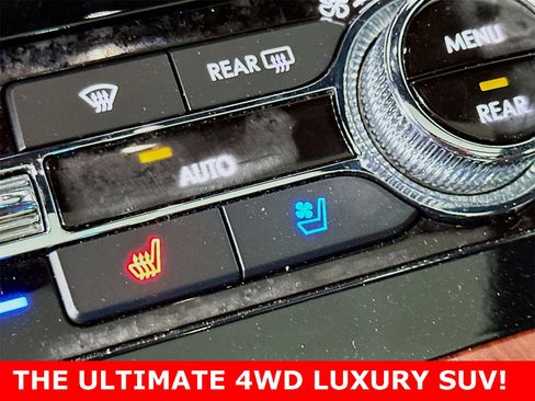 Used 2023 Lincoln Navigator Reserve image 22